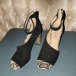 Antonio Melani Ehren Leather Snake Print Ankle Strap Block Heel Open Toe Sz 8.5